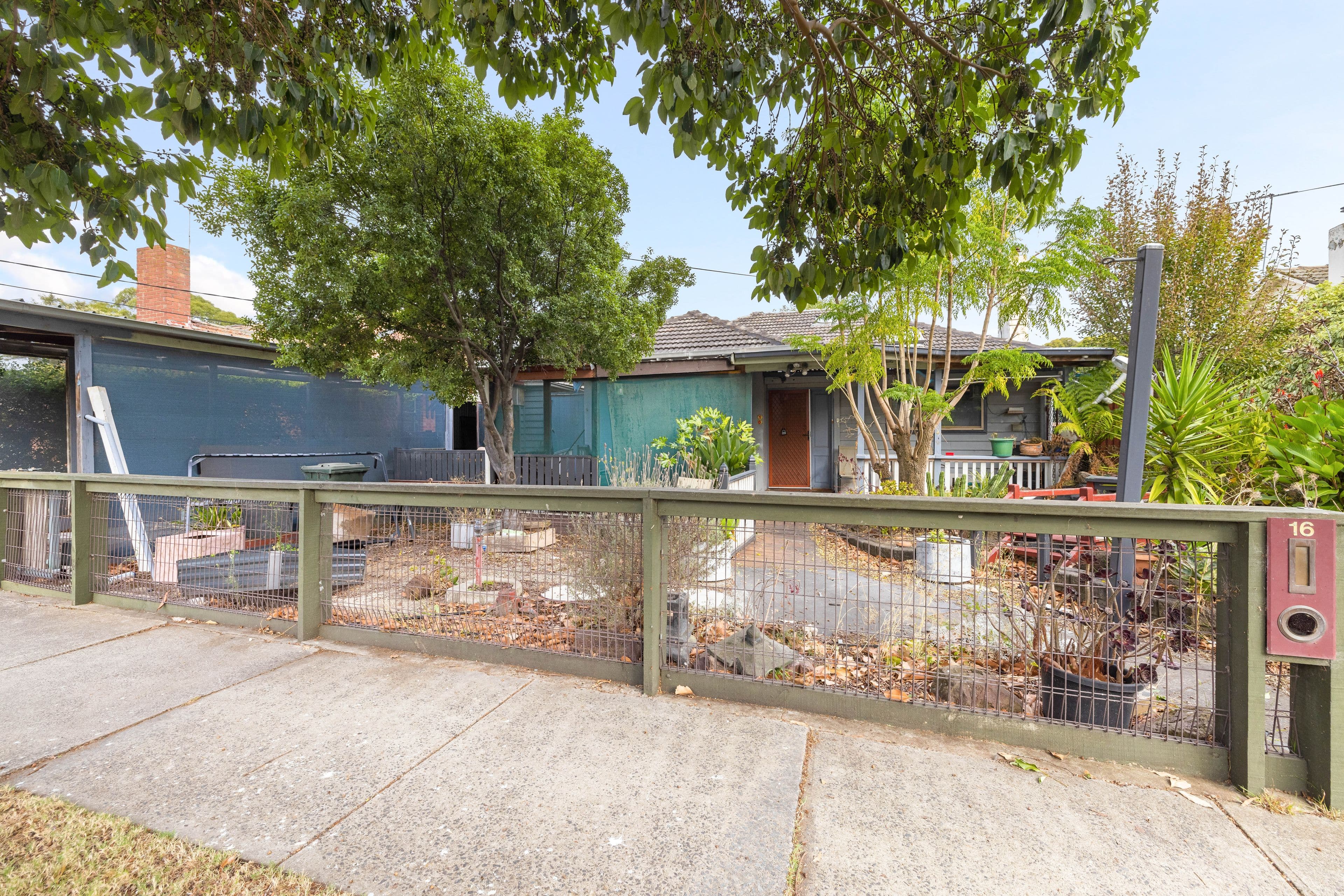 16 Kerang Avenue, Reservoir VIC 3073, Reservoir - Image 1