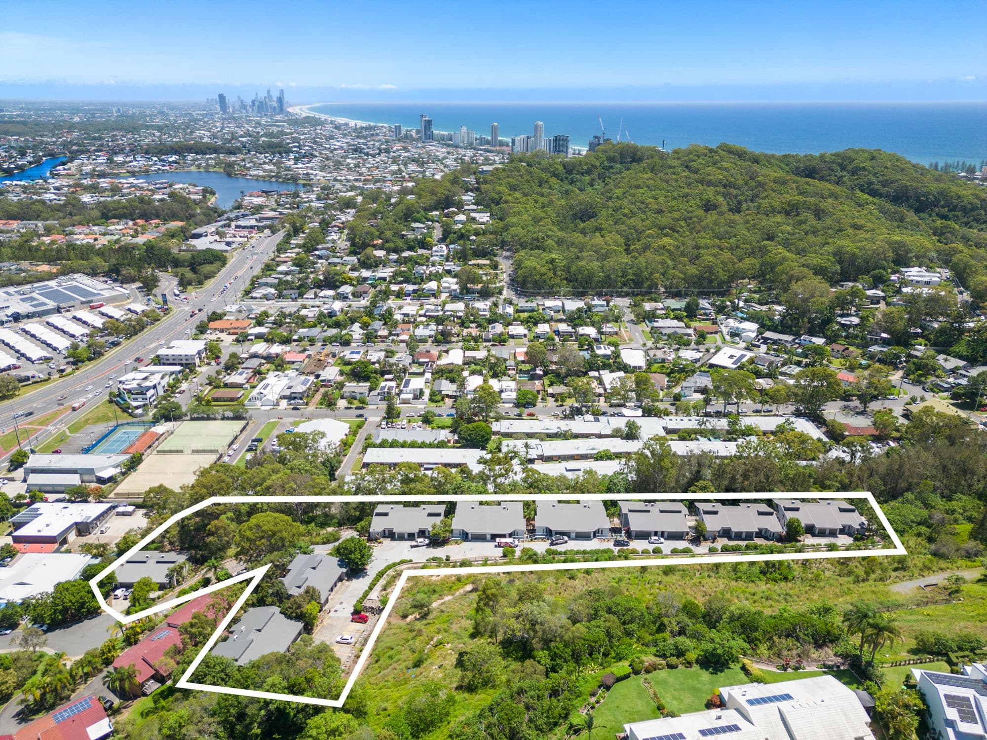 4 Fleay Court, Burleigh Heads QLD 4220, Burleigh Heads - Image 1