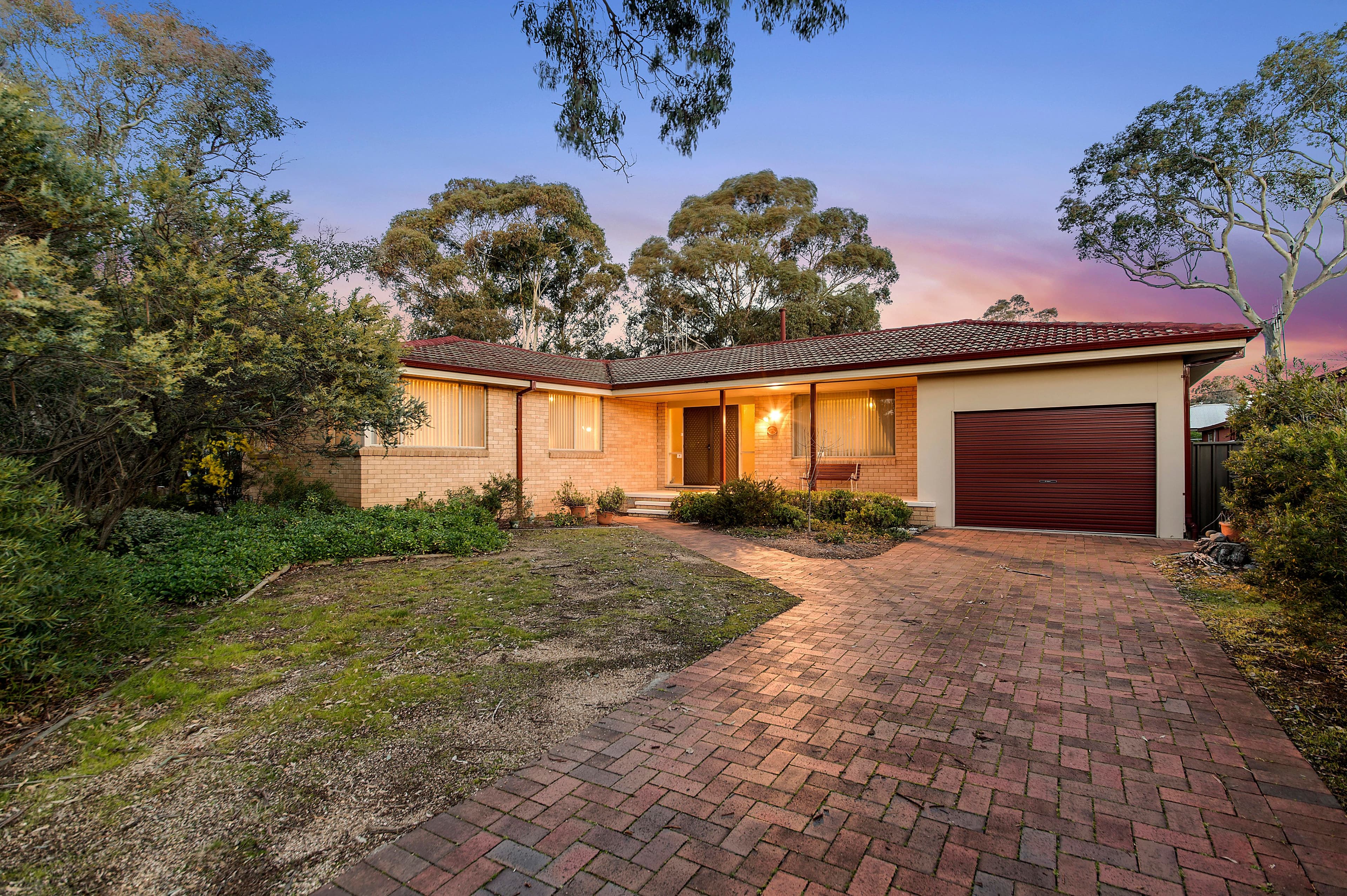 6 Gibbes Place, Weetangera ACT 2614, Weetangera - Image 1