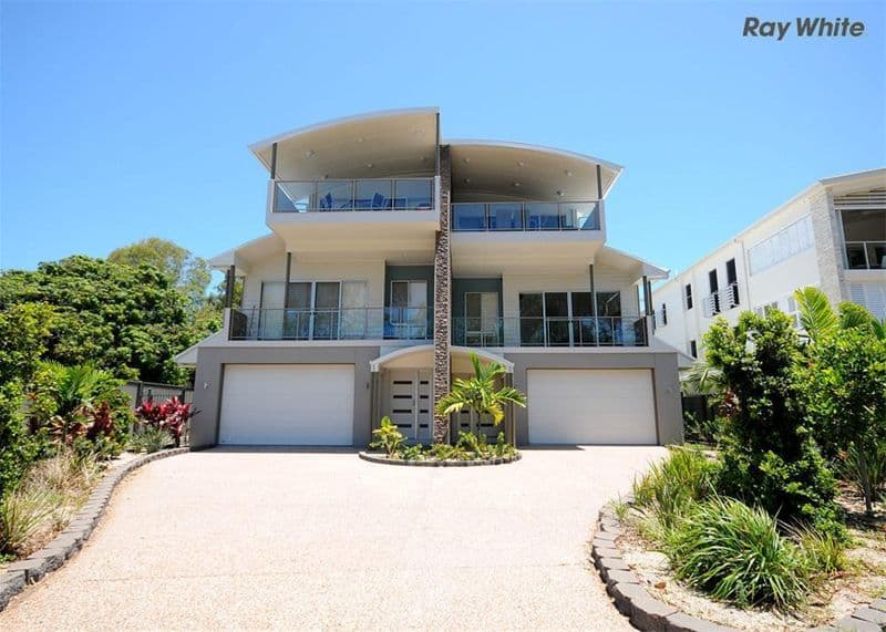 542 Esplanade, URANGAN QLD 4655, Urangan - Image 1