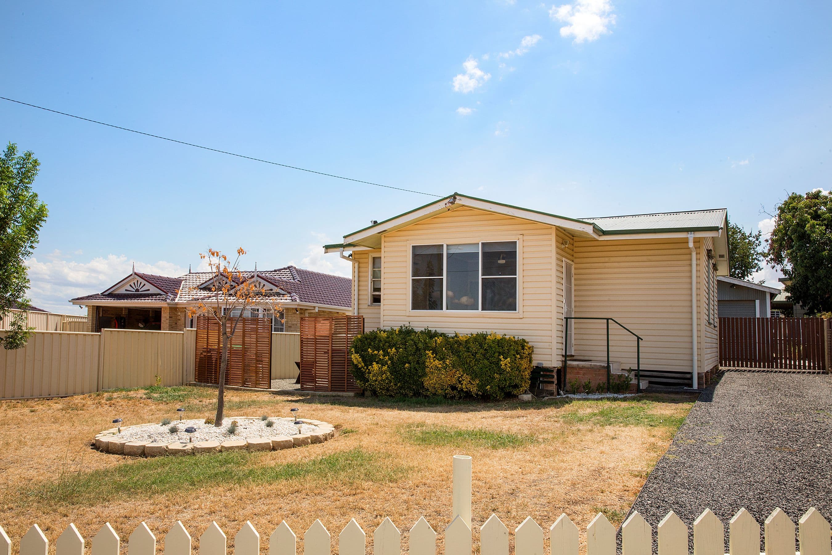 1 Swan Street, Tamworth NSW 2340, Tamworth - Image 1