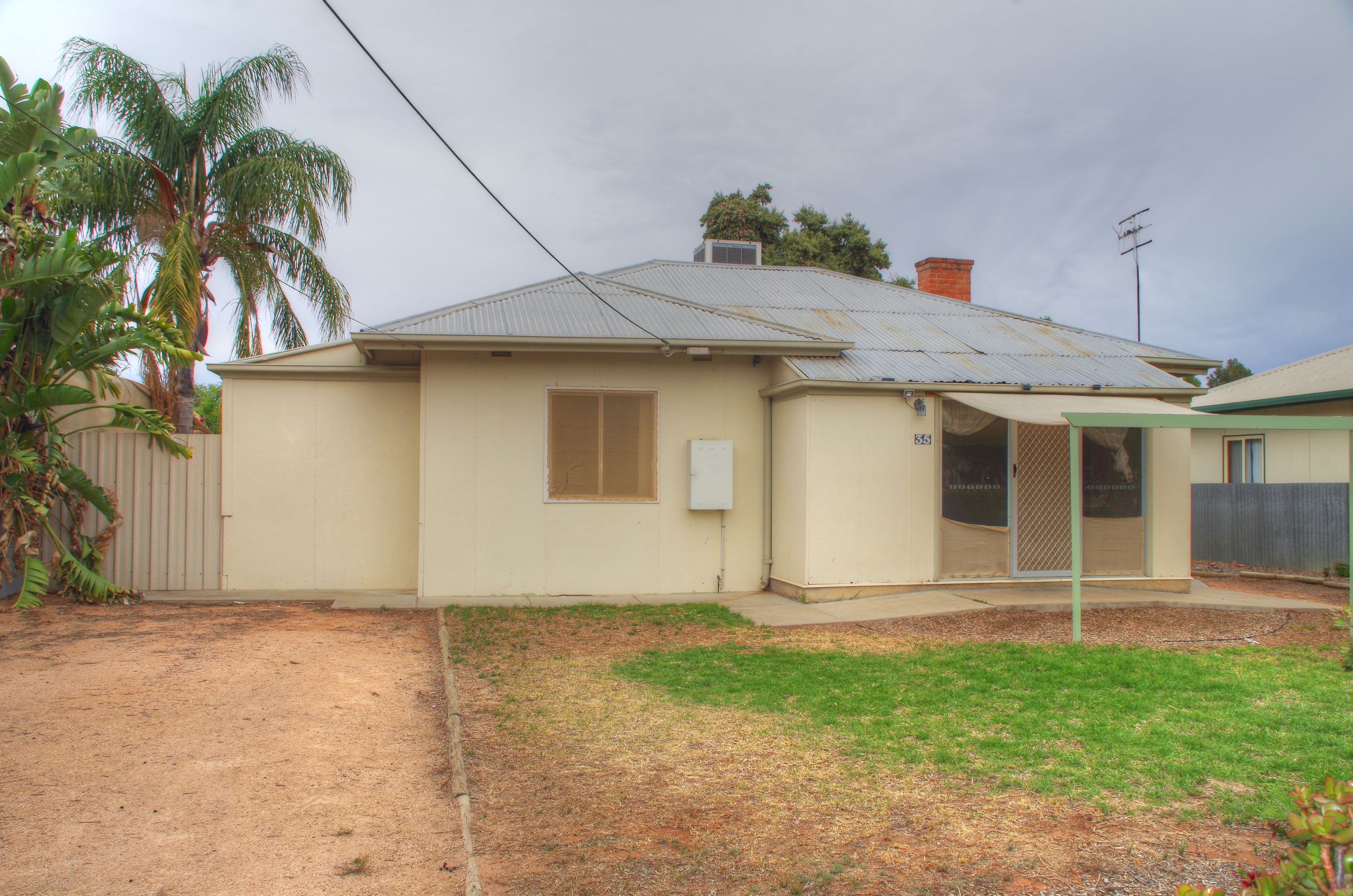35 Railway Terrace, Renmark SA 5341, Renmark - Image 1