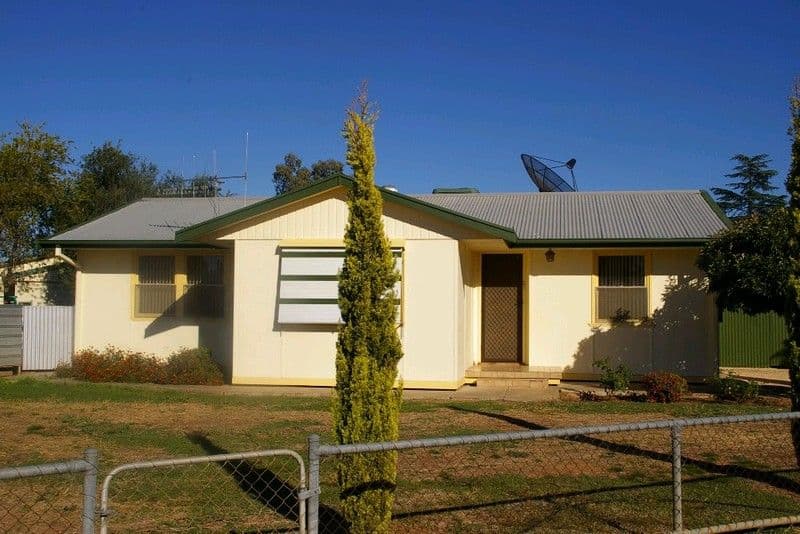 2 Grevillea Street, Renmark SA 5341, Renmark - Image 1