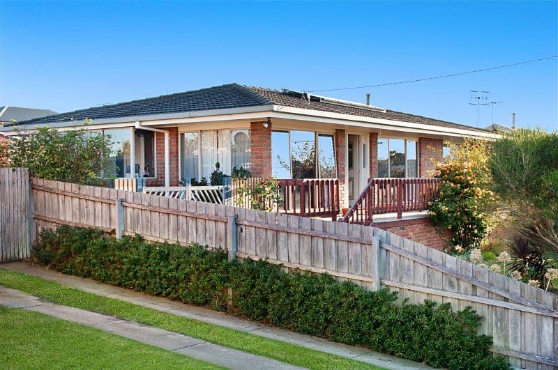 33 Fairway Crescent, WARRNAMBOOL VIC 3280, Warrnambool - Image 1