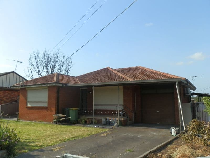121 Chifley Street, SMITHFIELD NSW 2164, Smithfield - Image 1