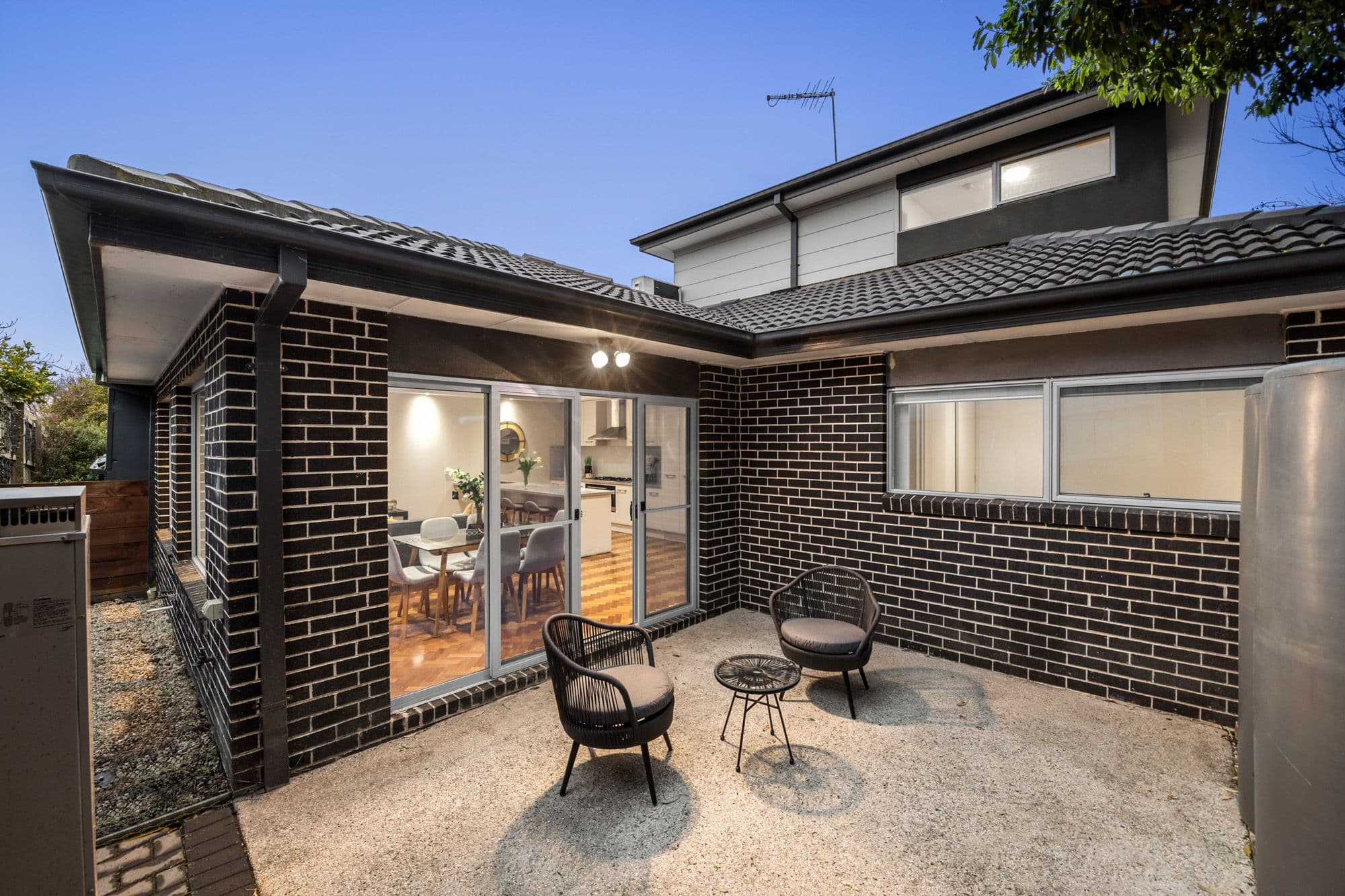 18 Hiddleston Avenue, Box Hill South VIC 3128, Box Hill South - Image 1