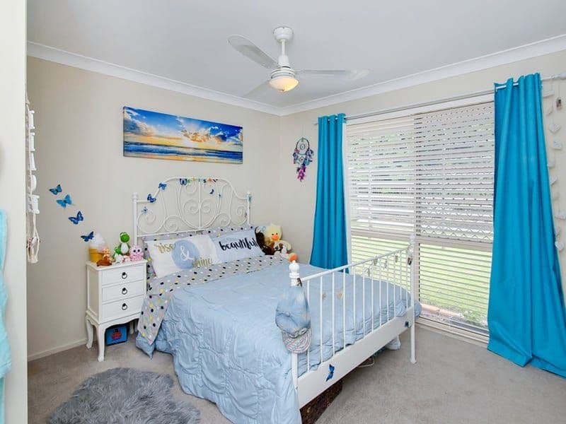 27 Cambridge Street, Silkstone - Image 1