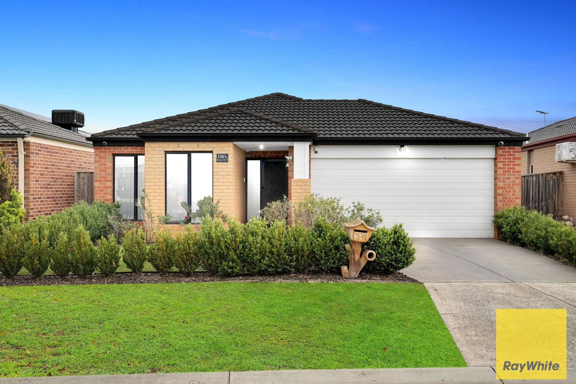 7 Sinclair Crescent, Tarneit VIC 3029, Tarneit - Image 1