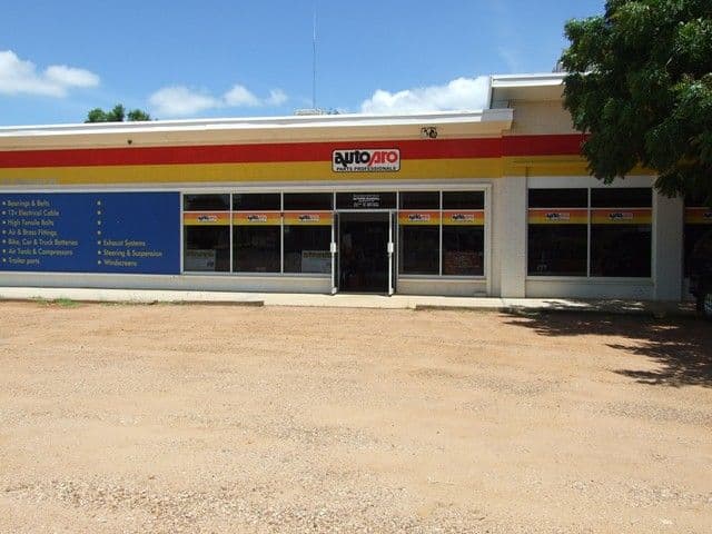 84 Shamrock Street, BLACKALL QLD 4472, Blackall - Image 1