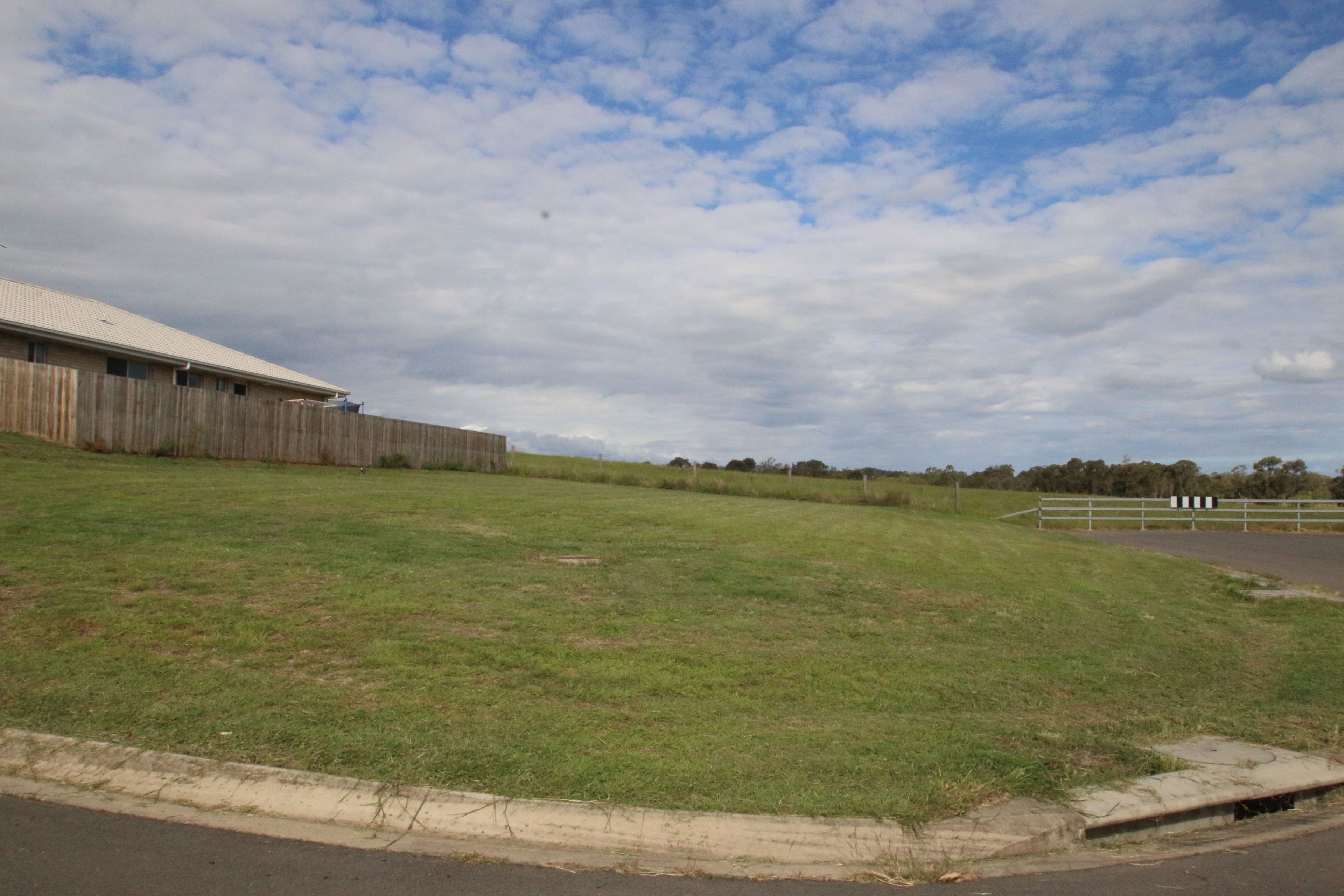 21 Charles Darwin Drive, Monto QLD 4630, Monto - Image 1