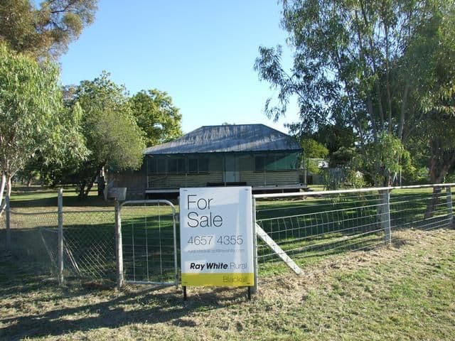 4 Daisy Street, BLACKALL QLD 4472, Blackall - Image 1