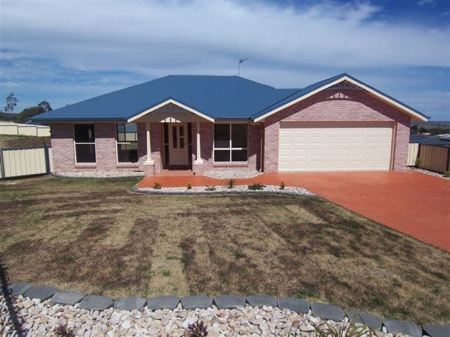 33 Whitman Street, WESTBROOK QLD 4350, Westbrook - Image 1
