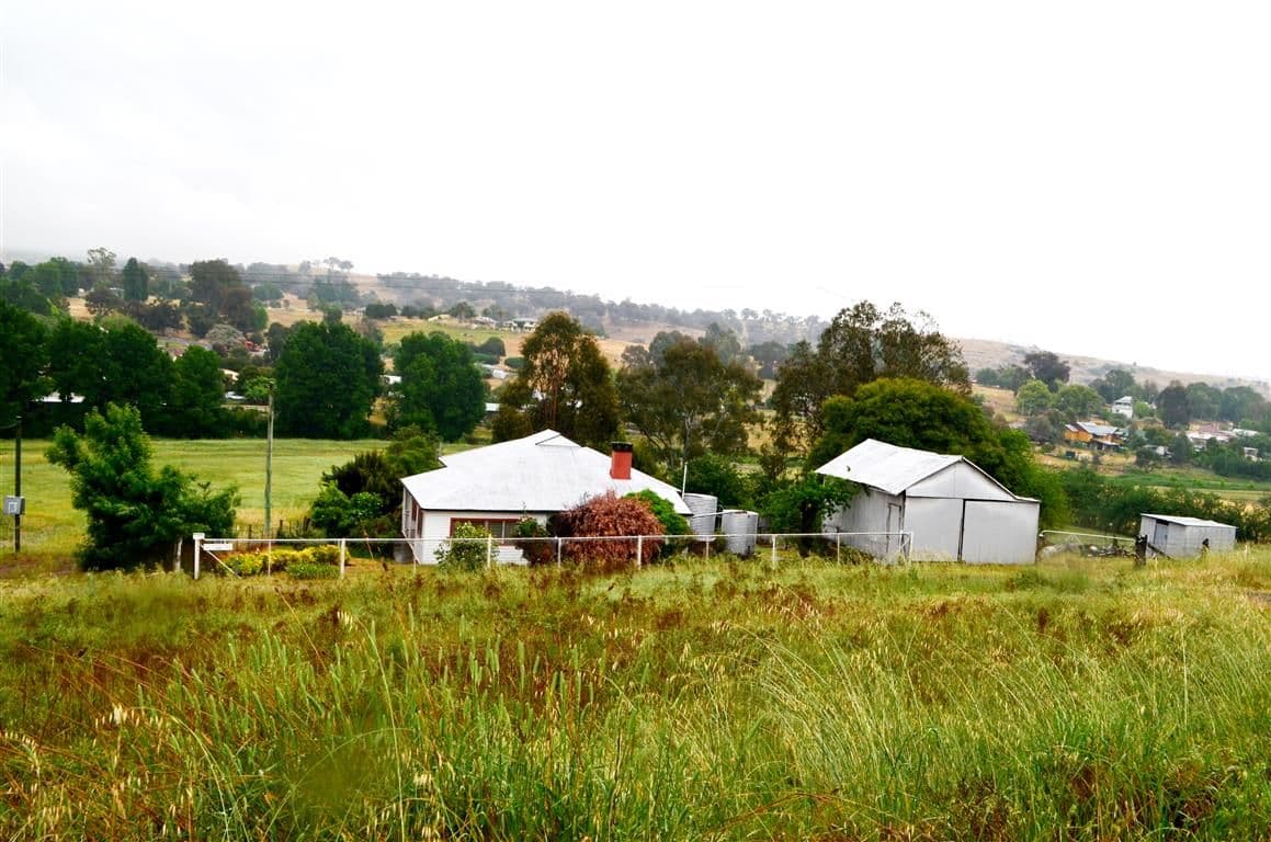 43 Victoria Hill Road, Adelong - Image 1