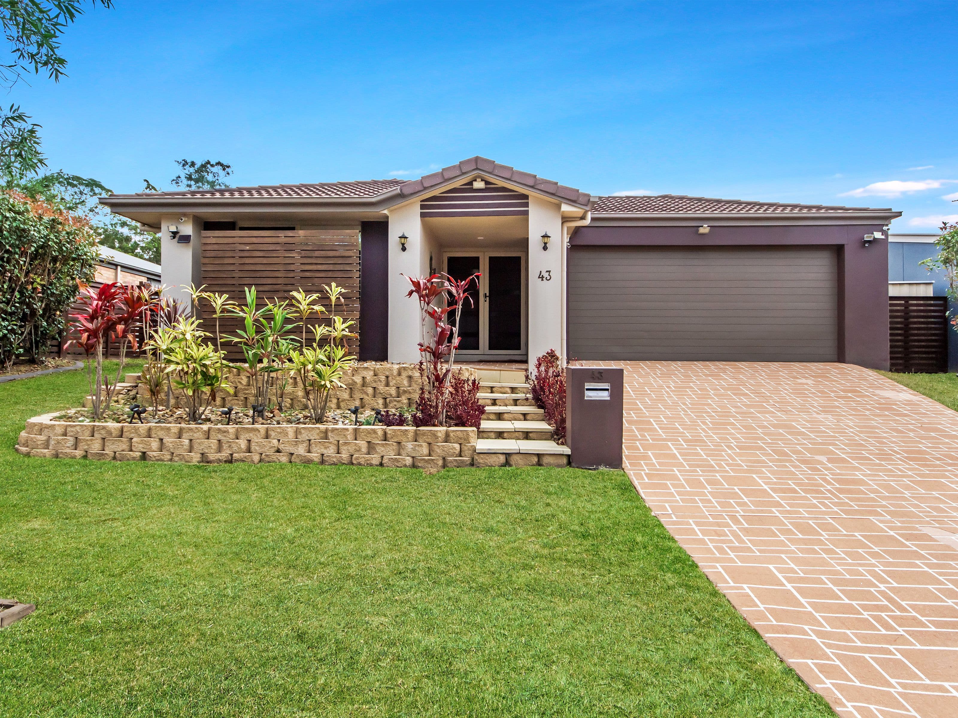 43 Cobb and Co Drive, Oxenford QLD 4210, Oxenford - Image 1