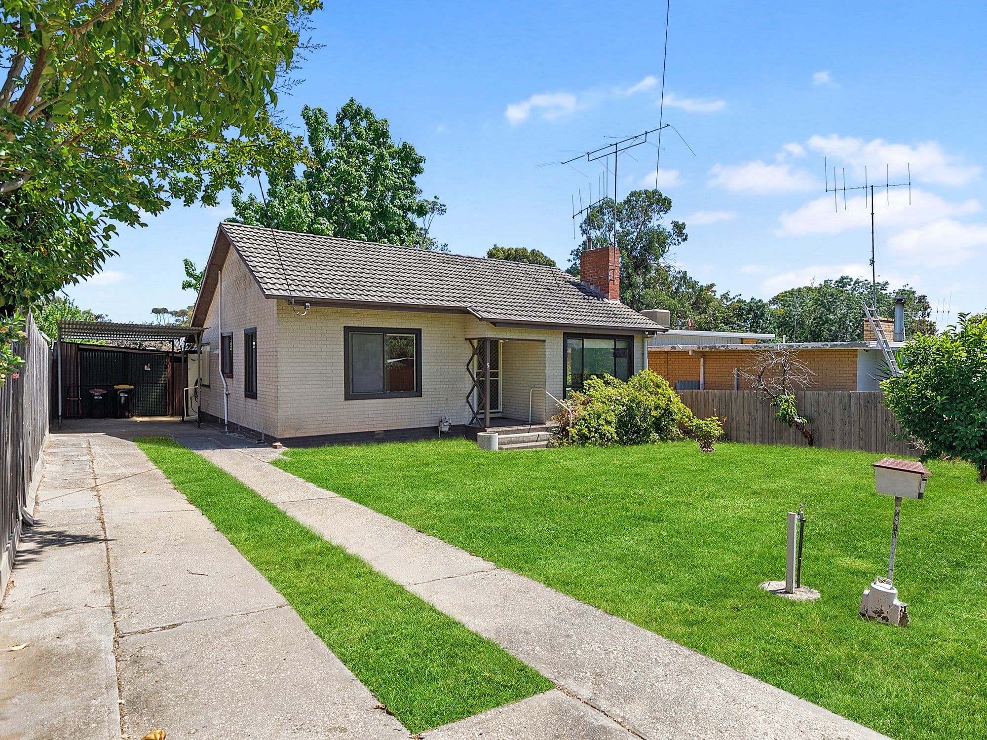 5 Loach Street, Seymour VIC 3660, Seymour - Image 1