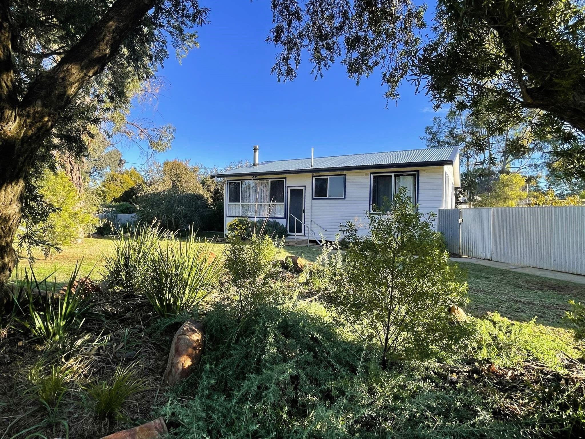 1 Corbett Street, Darlington Point NSW 2706, Darlington Point - Image 1