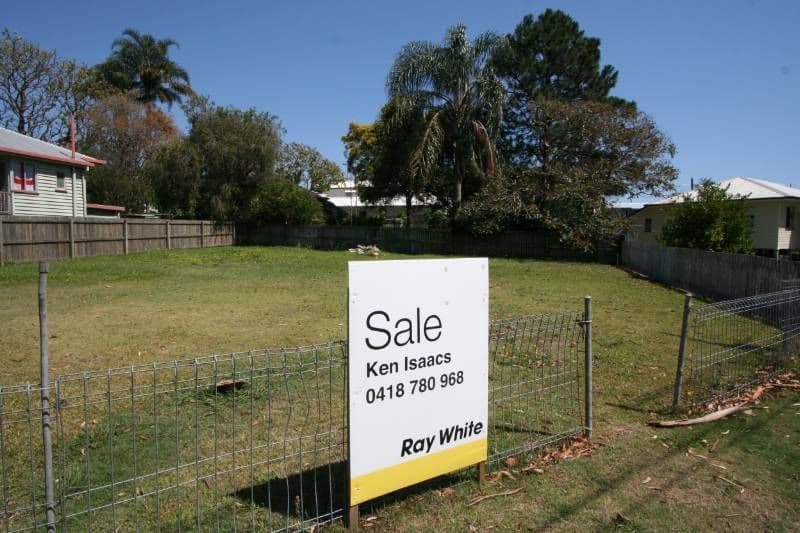 61 Bridge Street, WYNNUM QLD 4178, Wynnum - Image 1