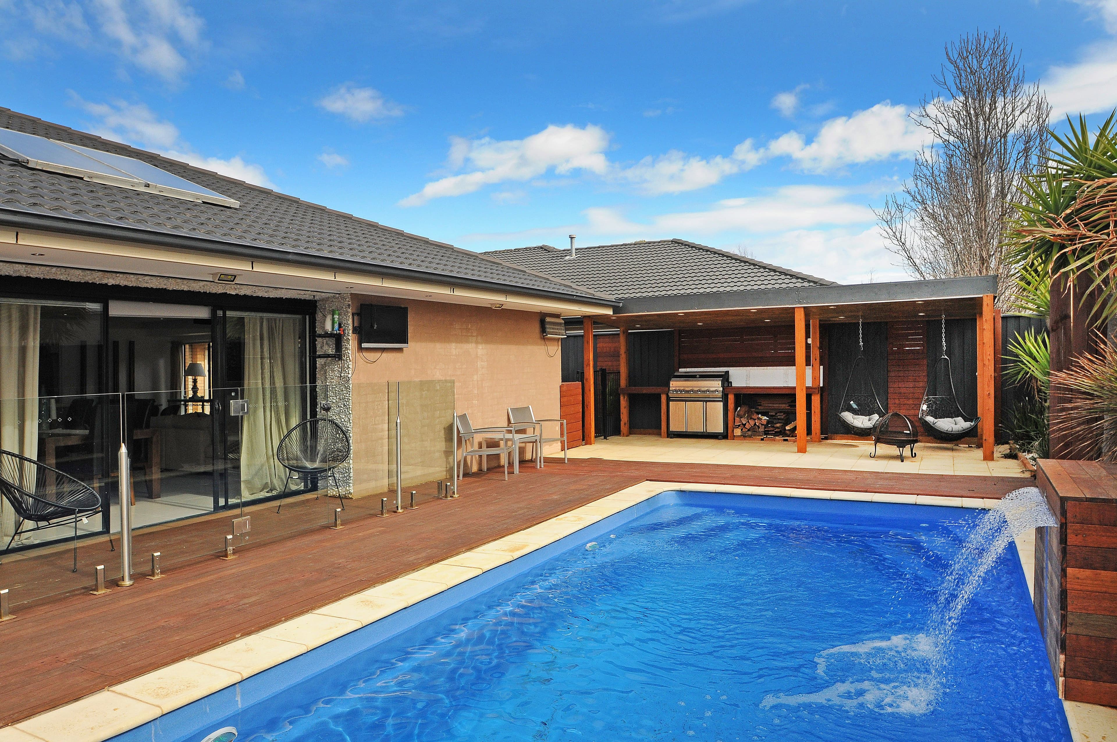 4 Torres Parade, Sandhurst VIC 3977, Sandhurst - Image 1