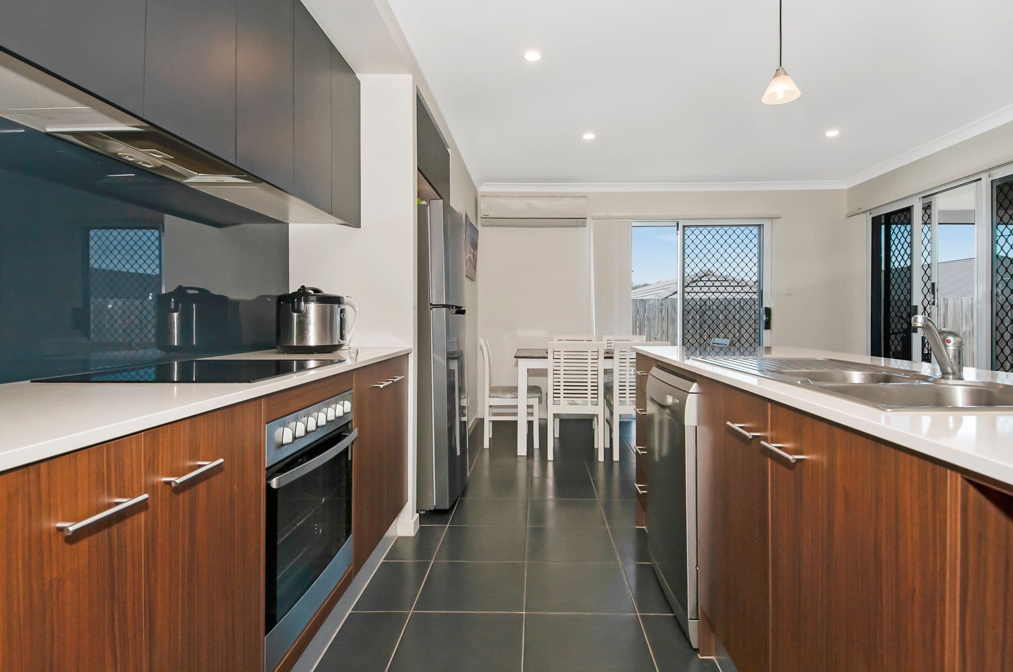 4 Prince George Street, Holmview QLD 4207, Holmview - Image 1