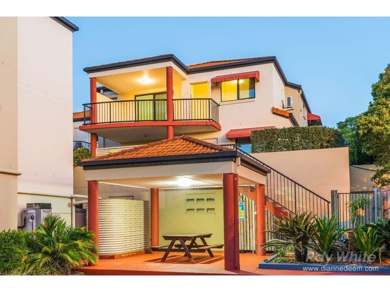 15 Dansie Street, Greenslopes QLD 4120, Greenslopes - Image 1