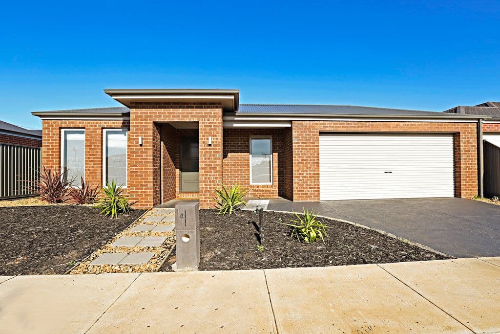 14 Yoorok Drive, Lara VIC 3212, Lara - Image 1