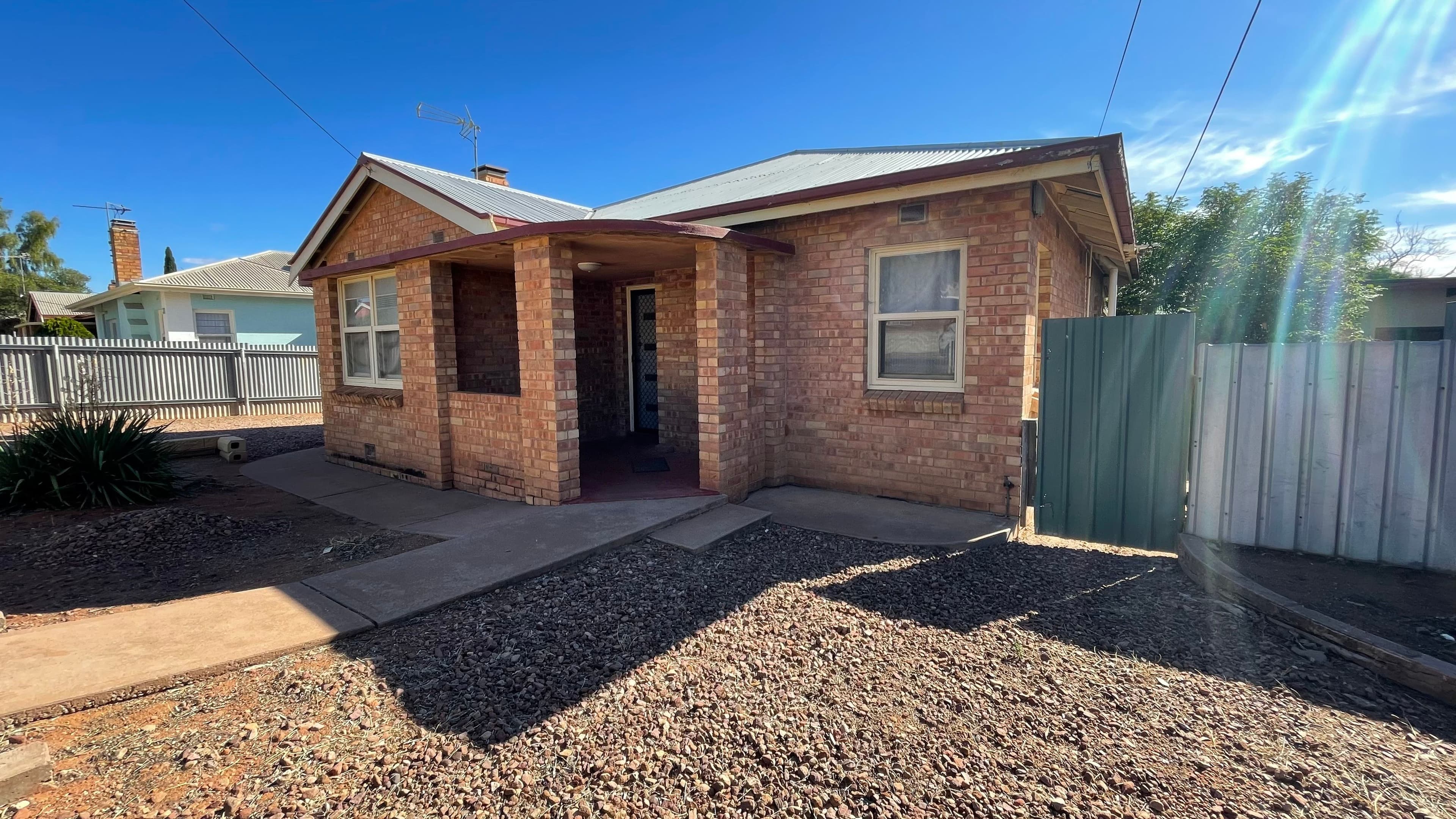 33 Douglas Street, Port Augusta SA 5700, Port Augusta - Image 1