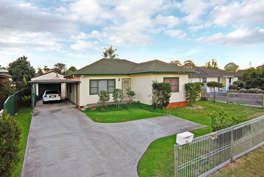 74 Leawarra Avenue, BARRACK HEIGHTS NSW 2528, Barrack Heights - Image 1