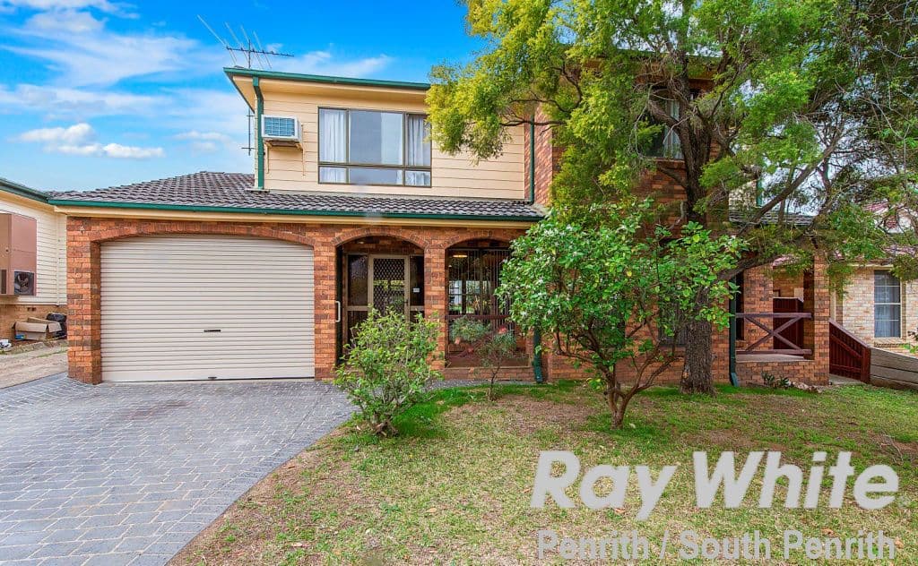 27 Guildford Road, Cambridge Park - Image 1