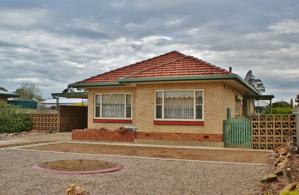 202 Adelaide Road, Murray Bridge SA 5253, Murray Bridge - Image 1