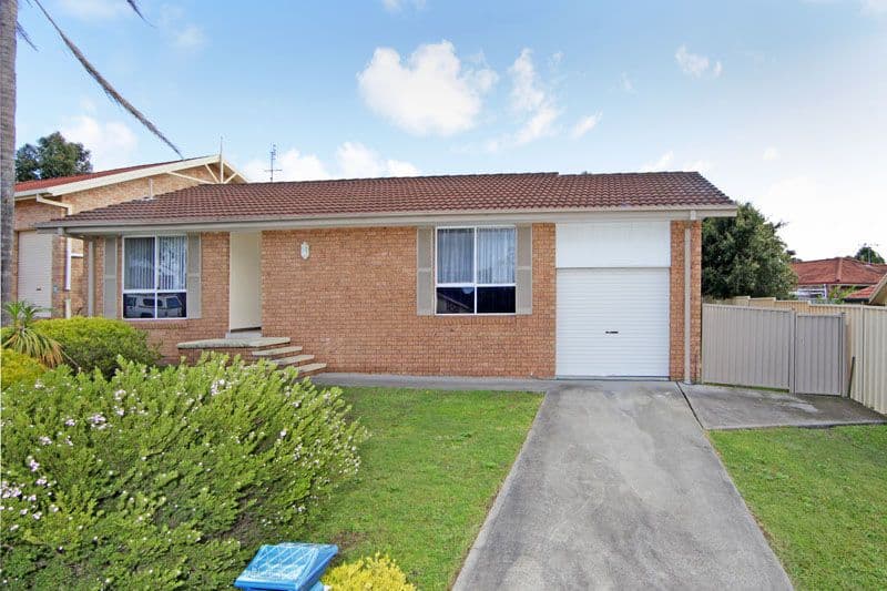 11 Keswick Drive, LAKE HAVEN NSW 2263, Lake Haven - Image 1