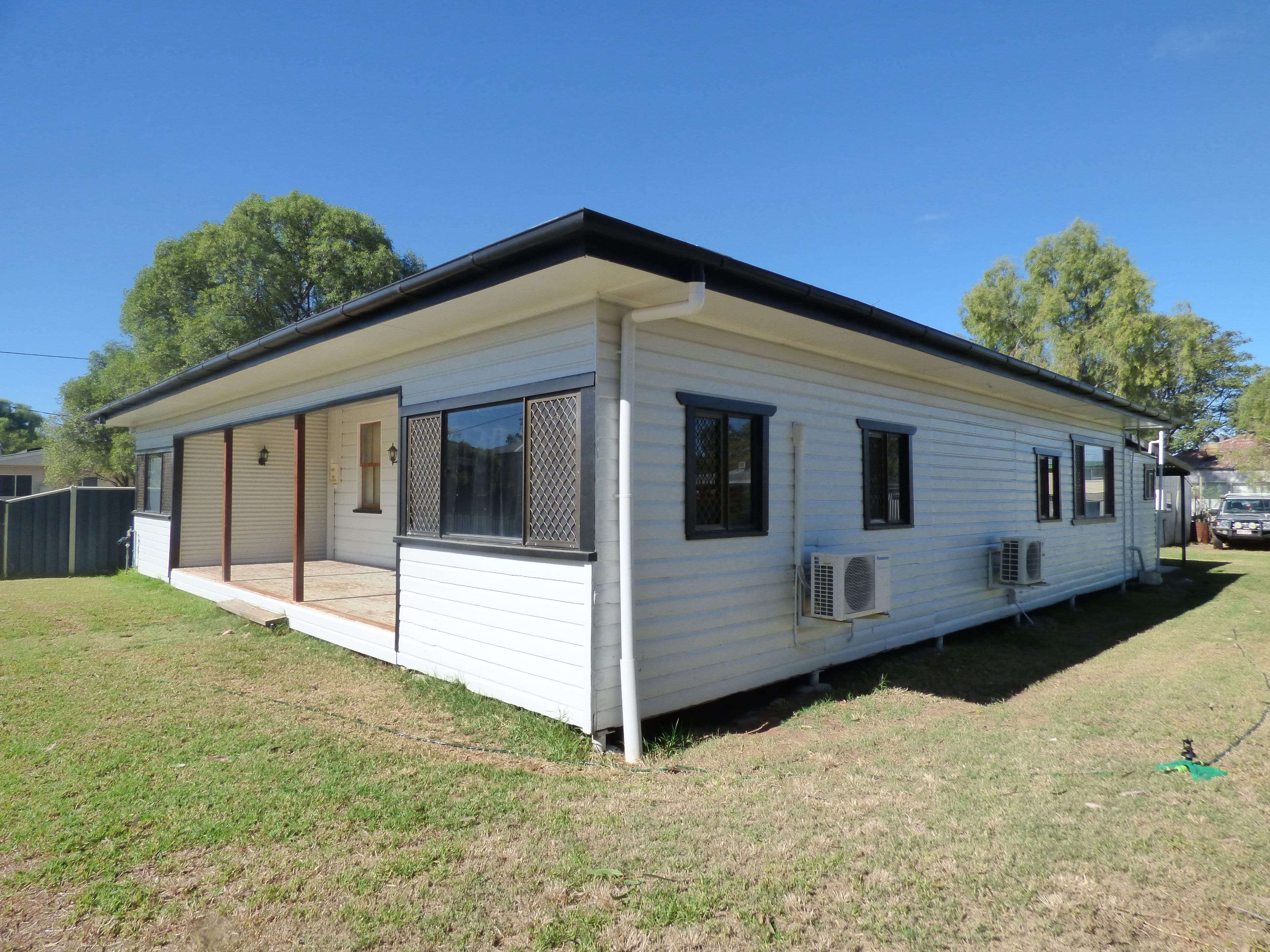 10 Bowen Street, Roma QLD 4455, Roma - Image 1