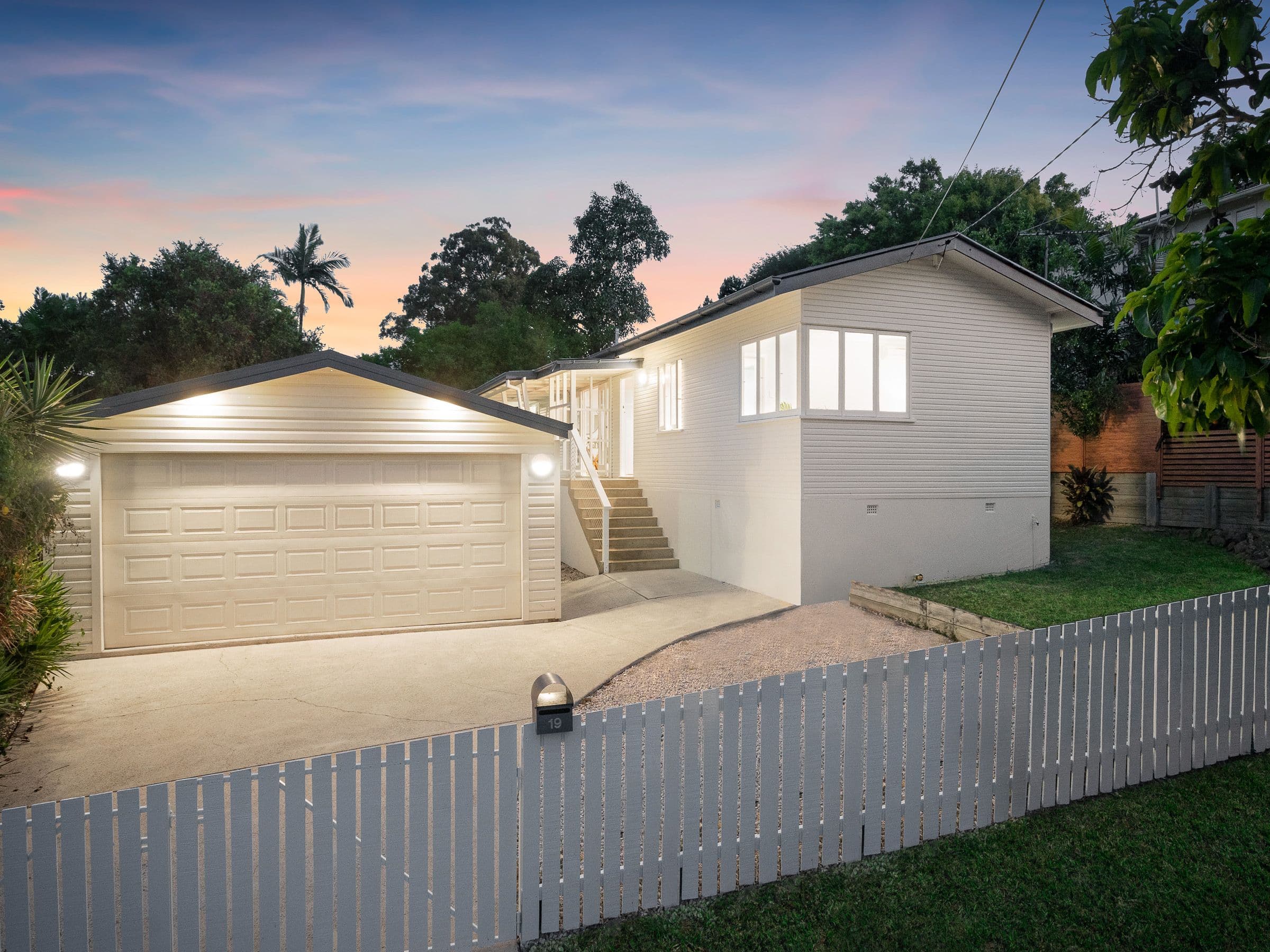19 Andrew Avenue, Tarragindi QLD 4121, Tarragindi - Image 1