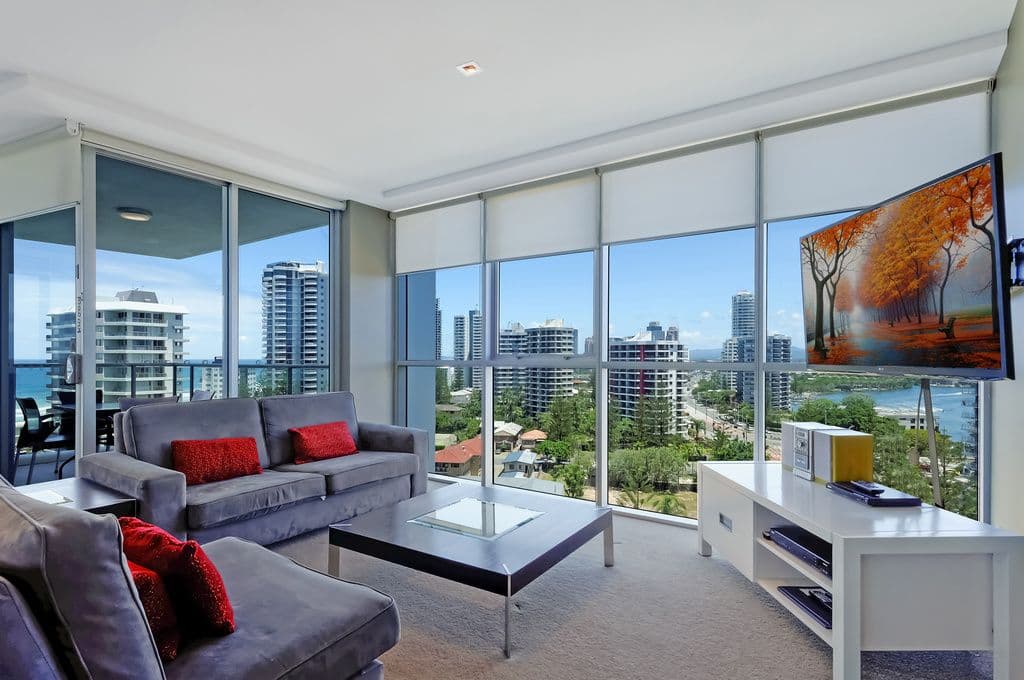 18 Enderley Avenue, Surfers Paradise QLD 4217, Surfers Paradise - Image 1