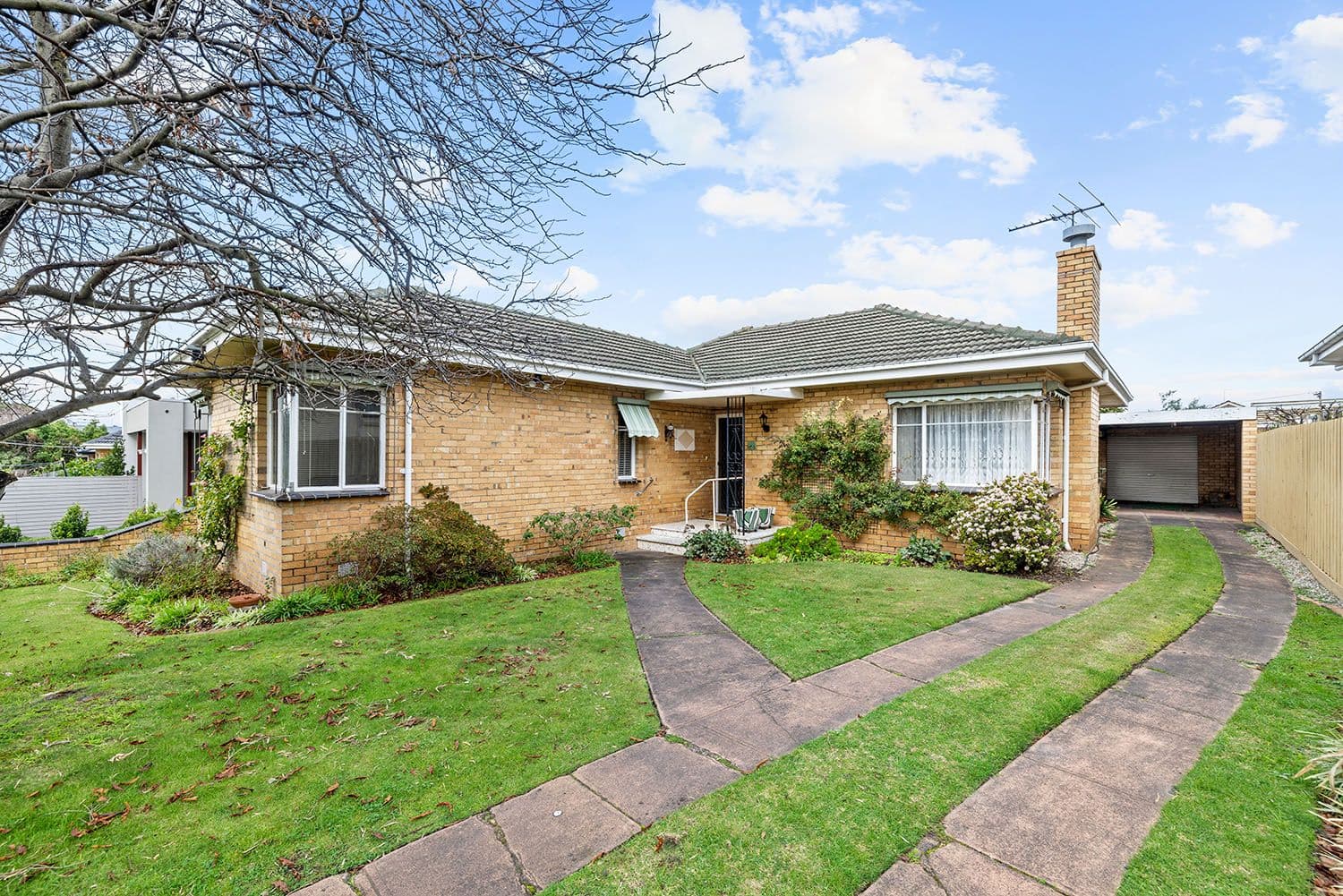 22 Gwenda Avenue, Moorabbin VIC 3189, Moorabbin - Image 1