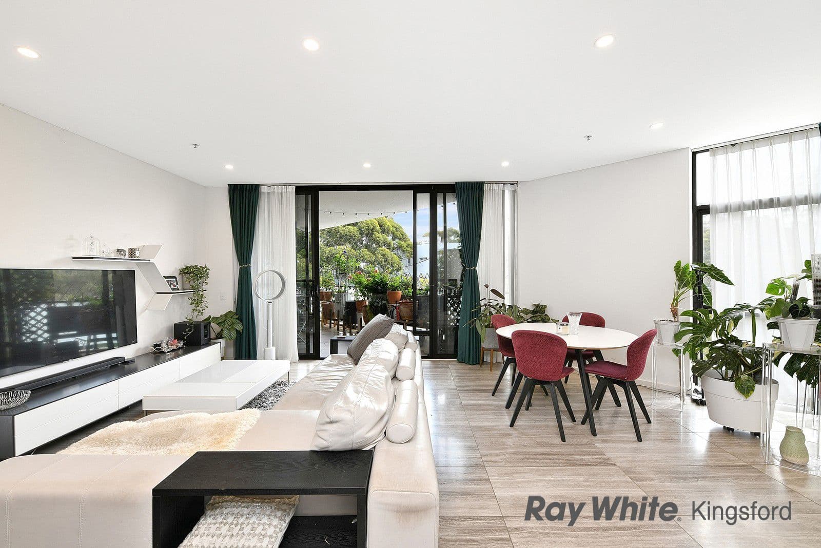 1 Hutchinson Walk, Zetland NSW 2017, Zetland - Image 1