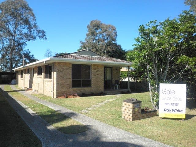 152 Laguna Avenue, PALM BEACH QLD 4221, Palm Beach - Image 1