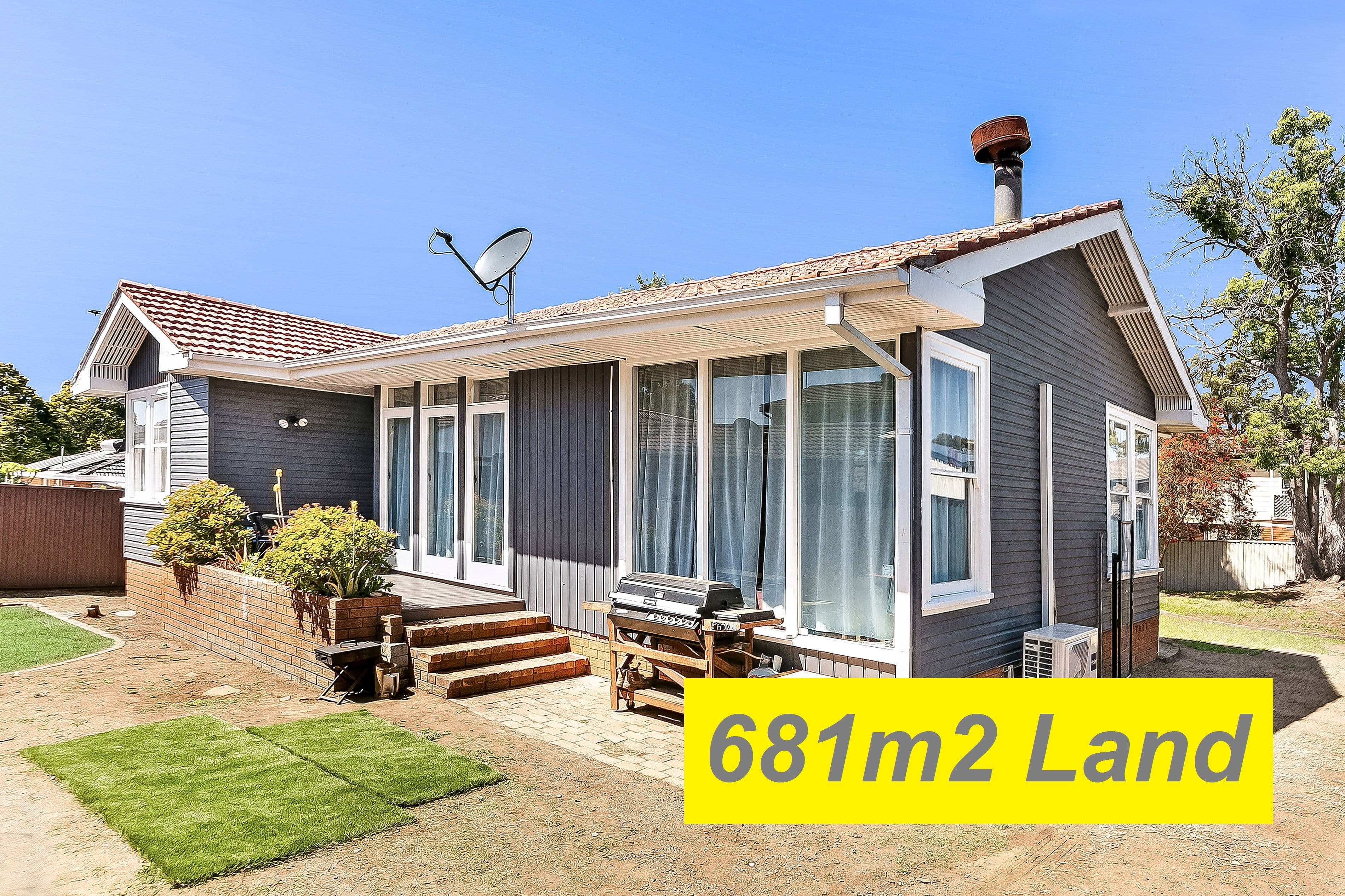 25 Amy Road, Peakhurst - Image 1