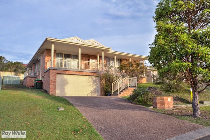 21 Hesper Drive, Forster - Image 1