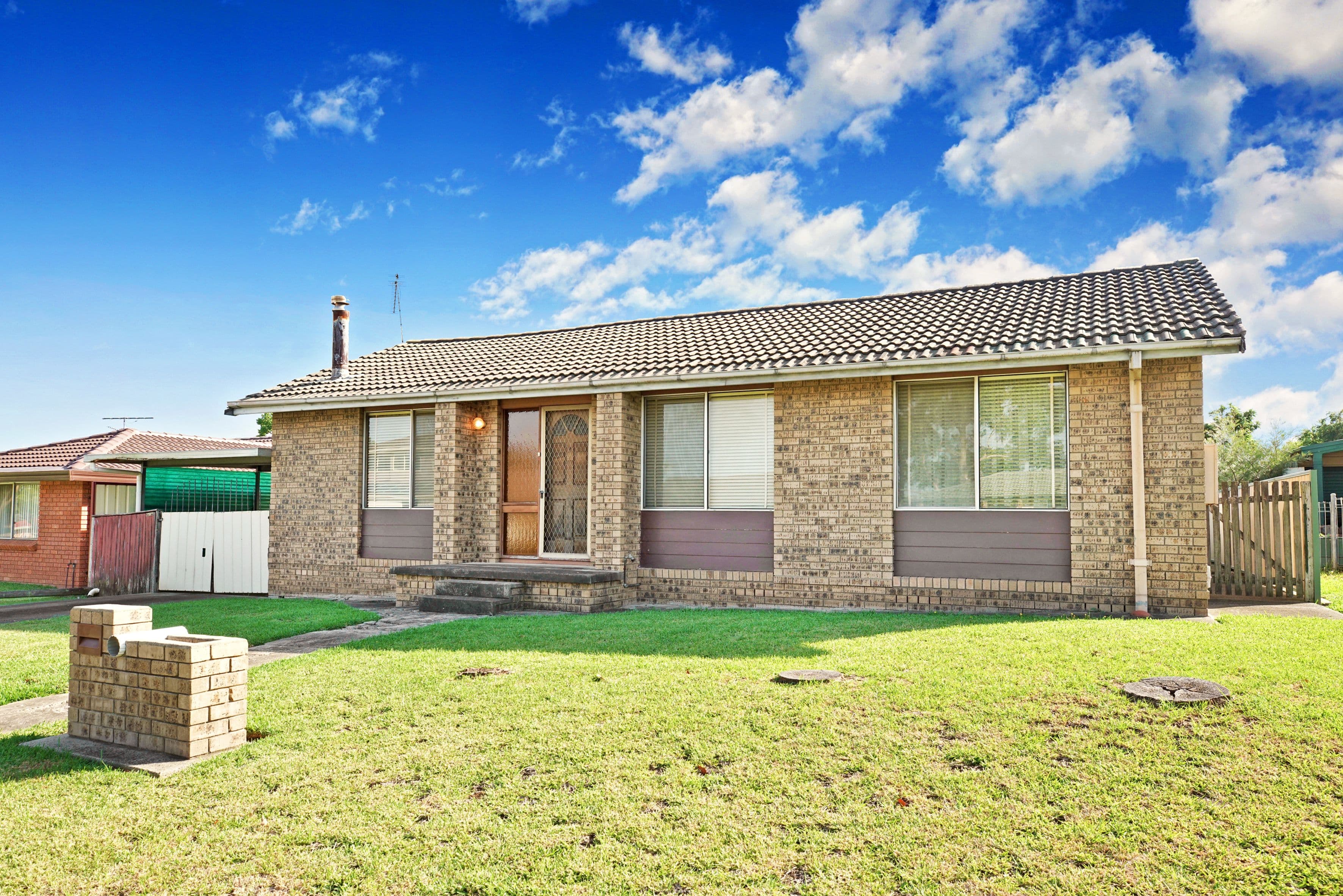 52 Warburton Crescent, Werrington County - Image 1