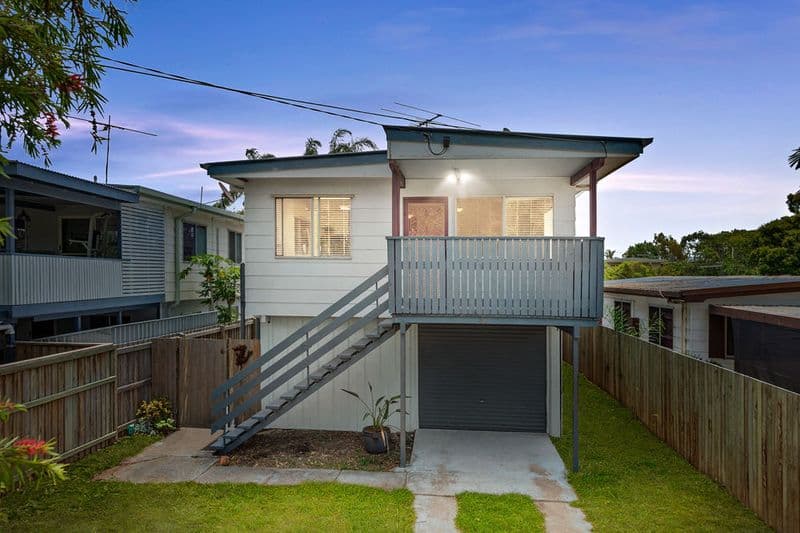 41 Sportsground Street, Redcliffe - Image 1