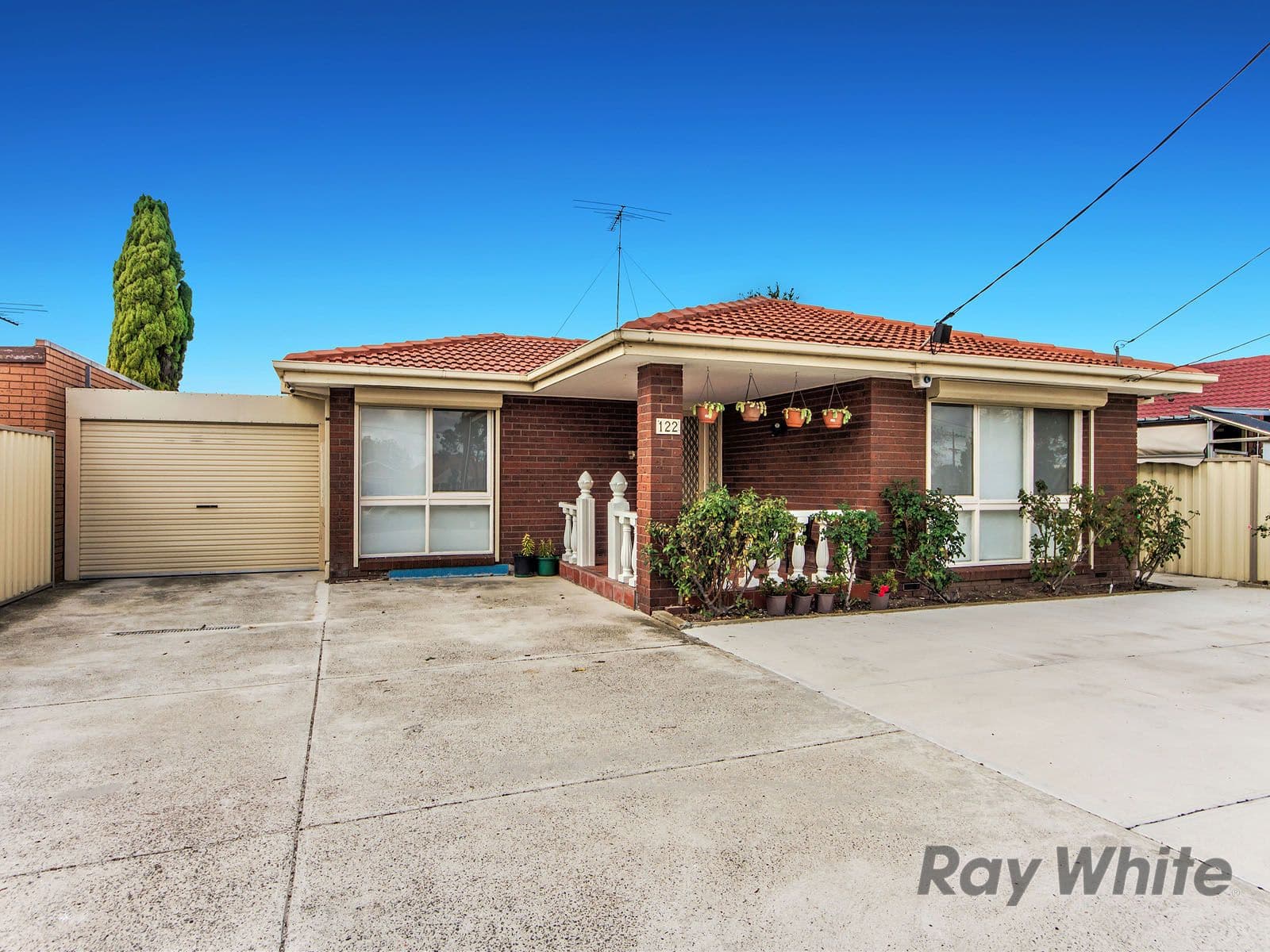 122 Kings Road, St Albans VIC 3021, St Albans - Image 1