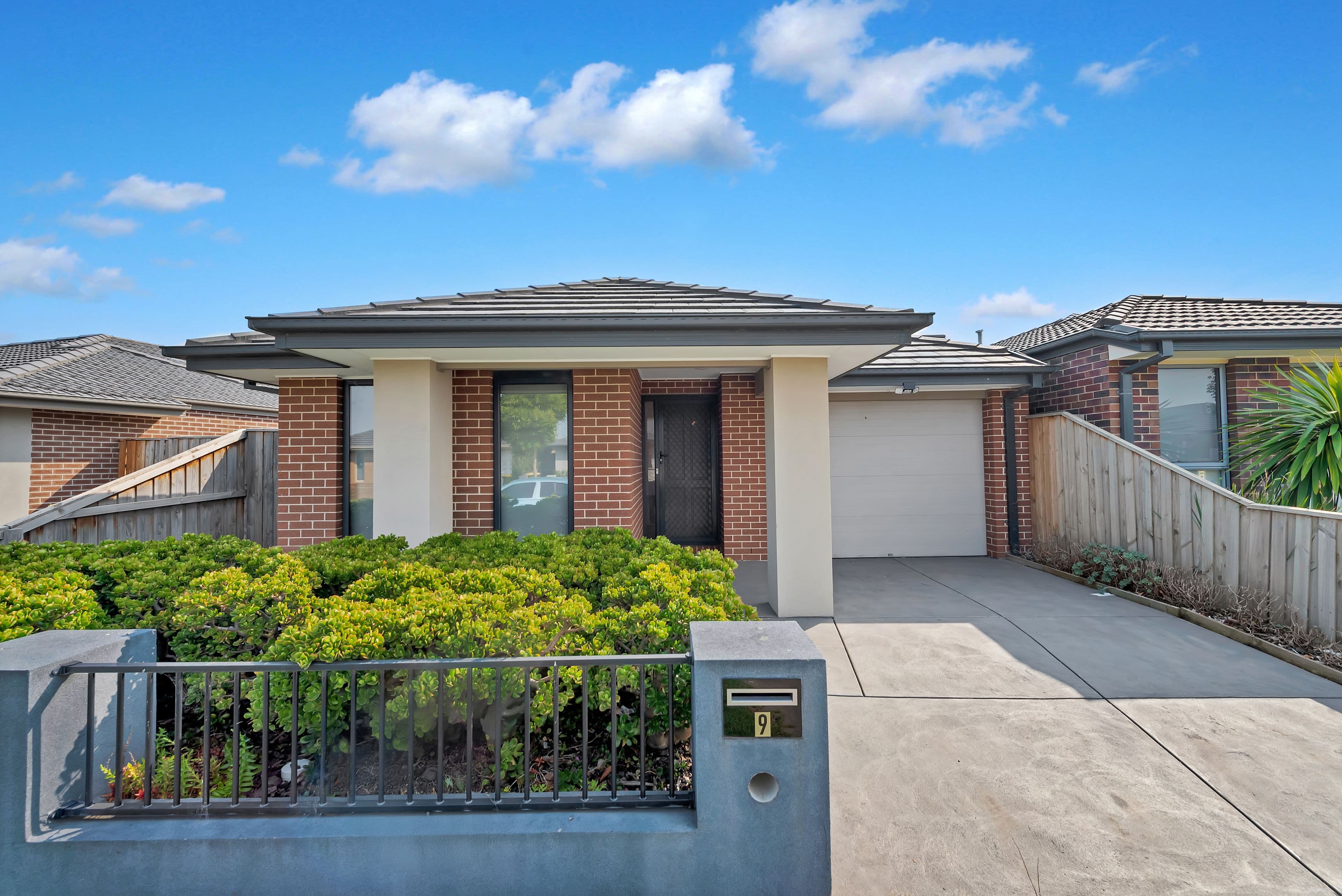 9 Maywood Street, Pakenham VIC 3810, Pakenham - Image 1