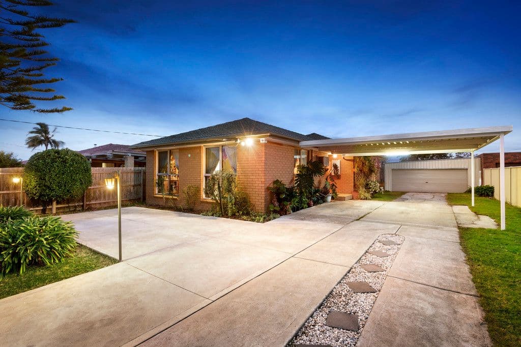 25 Tully Road, Clarinda VIC 3169, Clarinda - Image 1