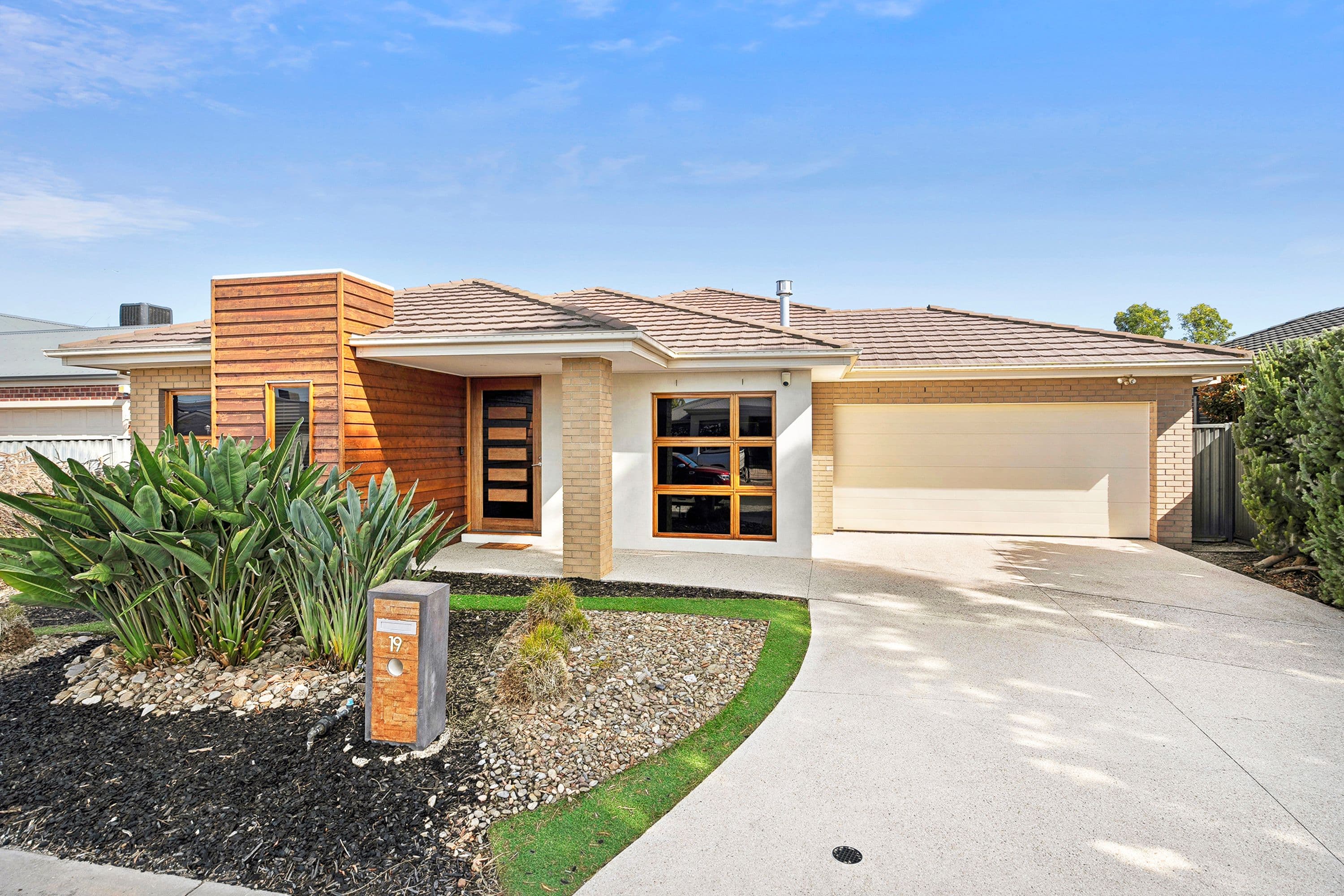19 Springwater Drive, Lara VIC 3212, Lara - Image 1