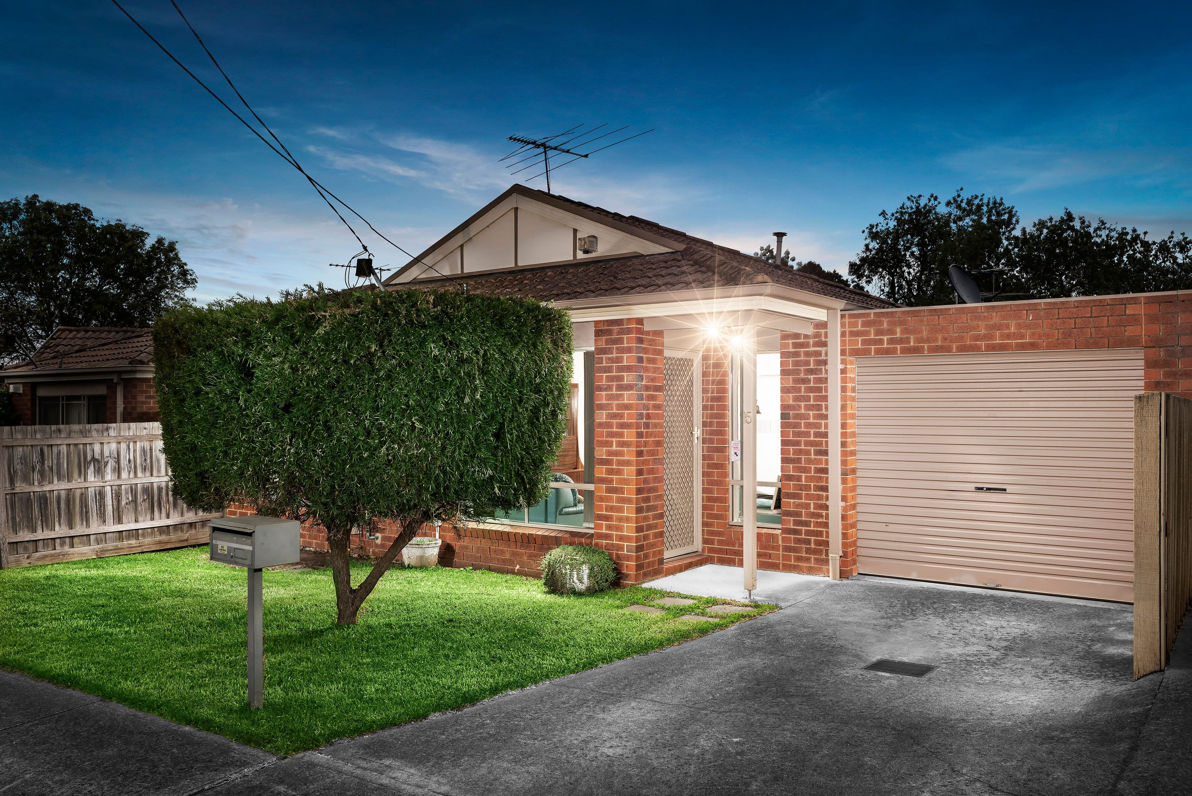15 Killerton Crescent, Heidelberg West VIC 3081, Heidelberg West - Image 1