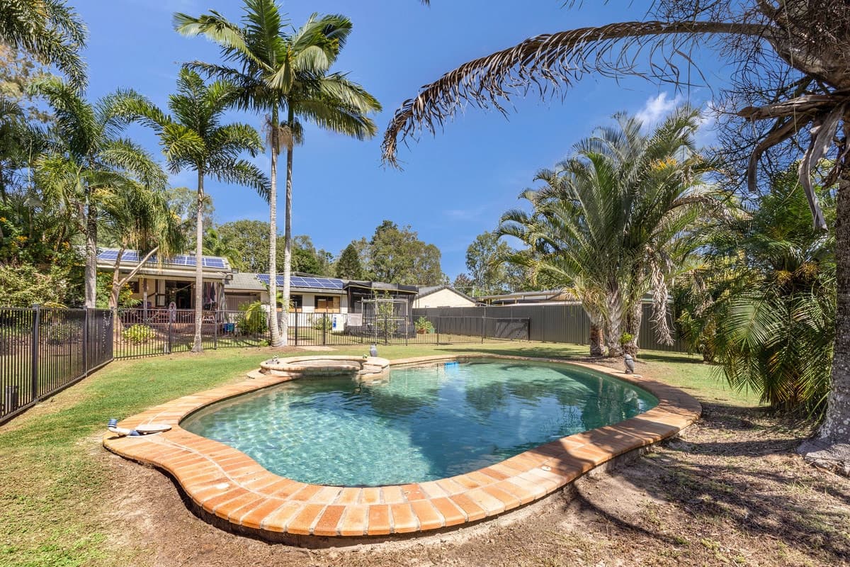 10 Barbados Boulevard, DECEPTION BAY, Deception Bay - Image 1