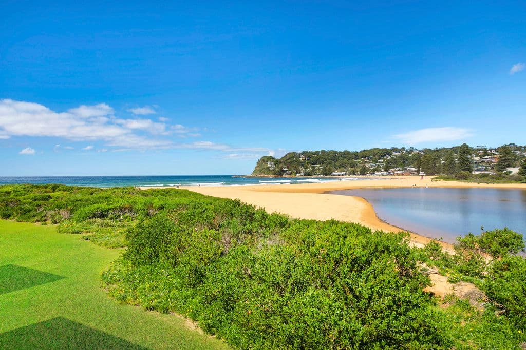 16 Bareena Avenue, North Avoca - Image 1