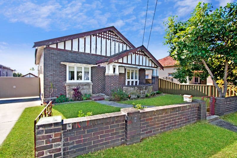 77 Minnamorra Avenue, EARLWOOD NSW 2206, Earlwood - Image 1