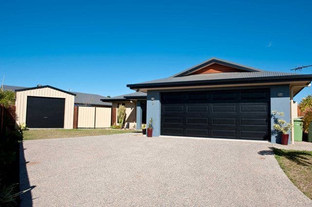 7 Helga Court, GLENELLA QLD 4740, Glenella - Image 1