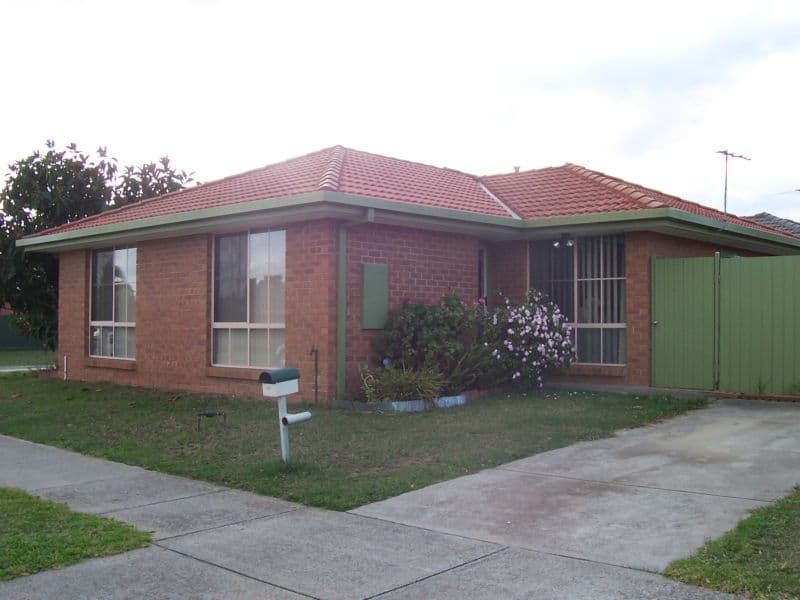 HAMPTON PARK VIC 3976, Hampton Park - Image 1